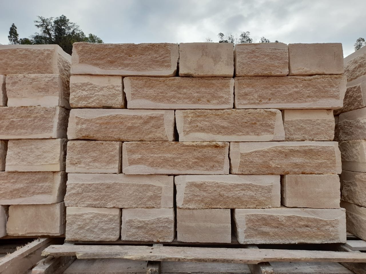 www.jhrpedras.com - PEDRA GRES GROSSA